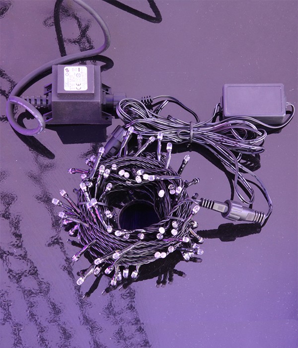 Качественная картинка Комплект гирлянды Laitcom, 60м., 3x20м, 600 LED, IP65, 24V, черн. пр. PVC, RGB