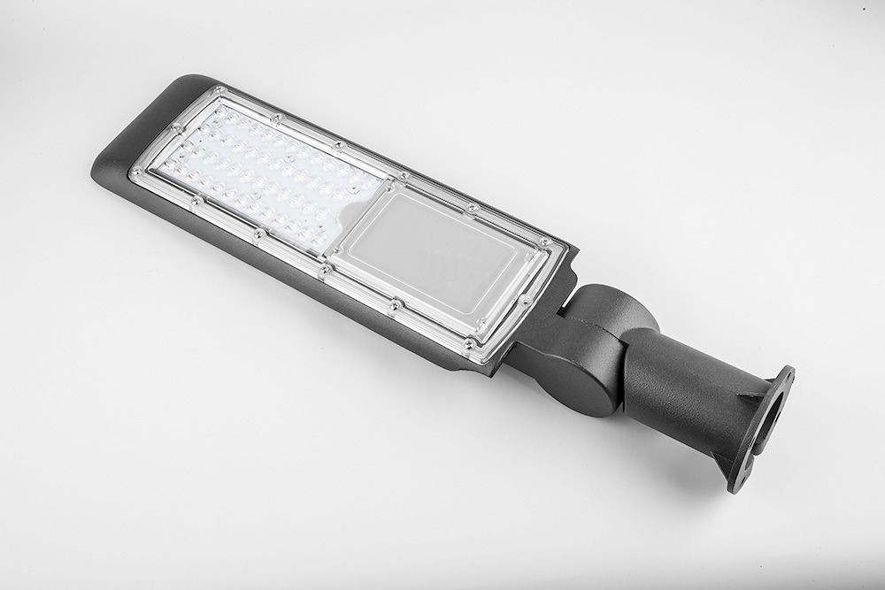 Качественная картинка Уличный светодиодный светильник 30LED*30W A85-265V/50Hz цвет черный (IP65), SP2818