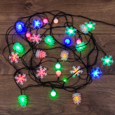 Гирлянда светодиодная (шарики,снежикнки,ёлочки) Neon-Night 4,4м, прозрачный ПВХ, IP20, 30LED, мульти
