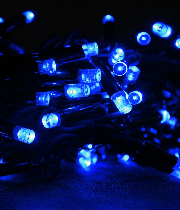 Качественная картинка Светодиодная нить Laitcom, мерцание 100%, 75 LED, IP54, 10м, 220-230V, черн. пр., синий