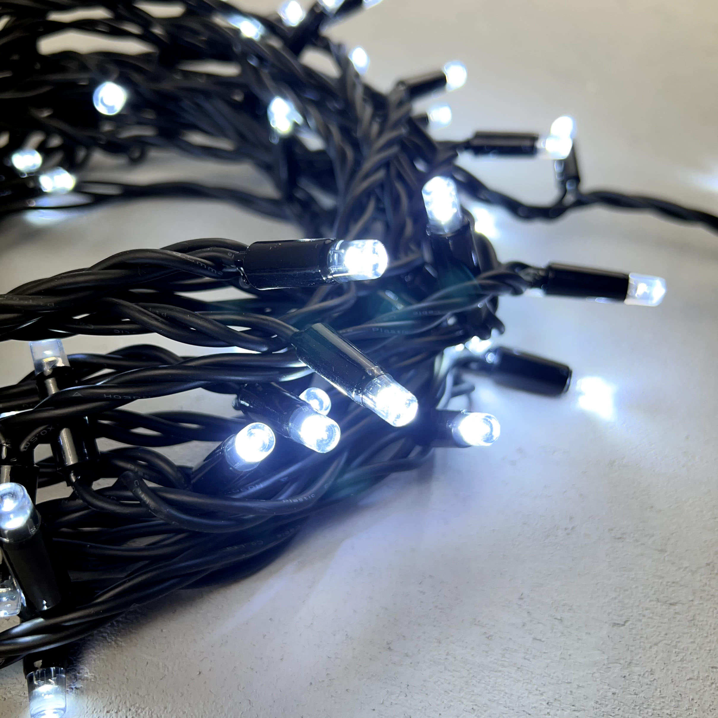 Светодиодная гирлянда нить Laitcom 10м, 220В, 75 LED, Провод Каучук, IP65