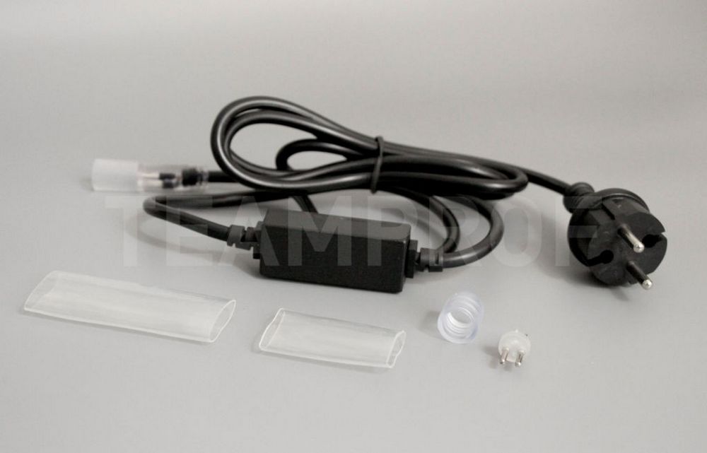 Качественная картинка Комплект подключения для 2-х проводного дюралайта, Teamprof, с вилкой, 1,5А, черный