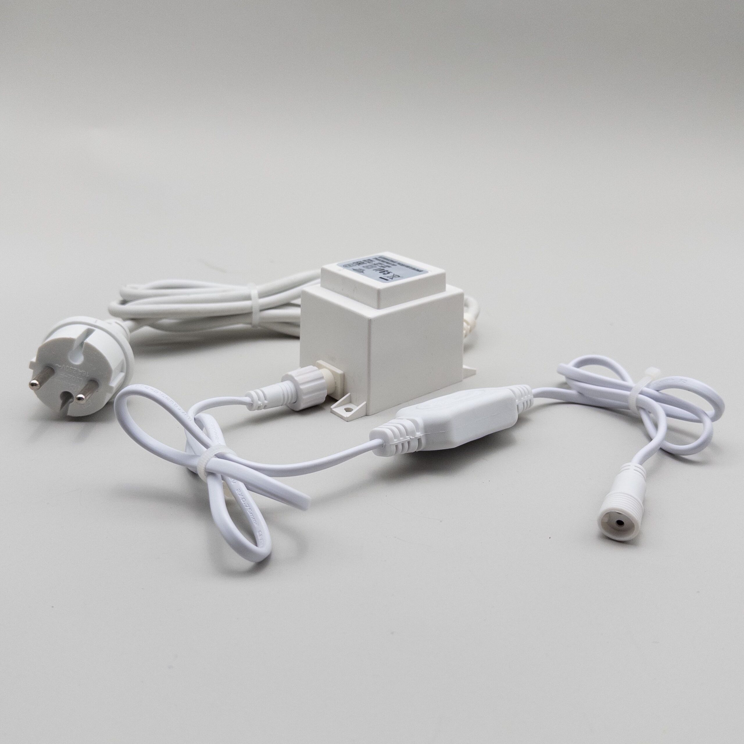 Качественная картинка Трансформатор Laitcom 30W с выпрямителем, 24V (до 600 LED), Каучук