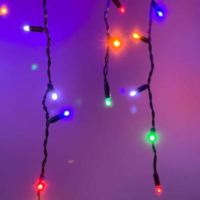 Светодиодная бахрома Laitcom с колпачком 3,1x0,5 м, черн.провод, 120 led, мерц белого диода, разноцв