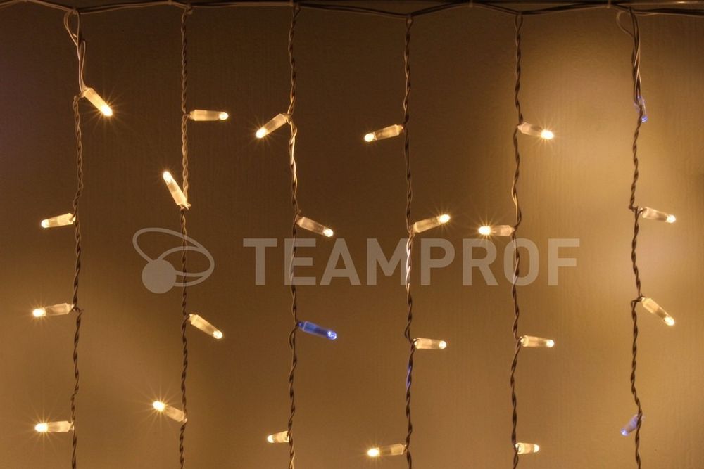 Светодиодный занавес Teamprof 2х1.5м, статика, белый провод, теплый белый Качественная картинка Светодиодный занавес Teamprof 2х1.5м, статика, белый провод, теплый белый